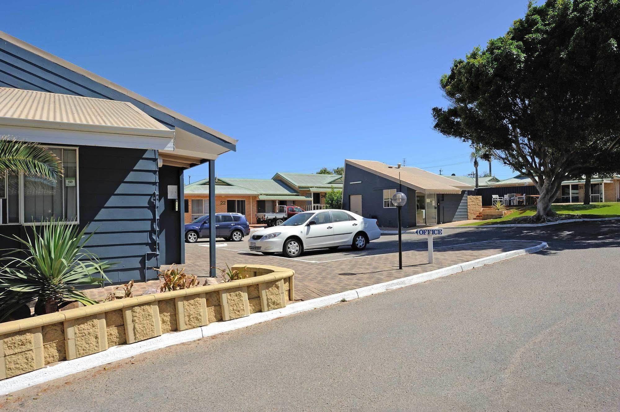 Abrolhos Reef Lodge Geraldton Kültér fotó
