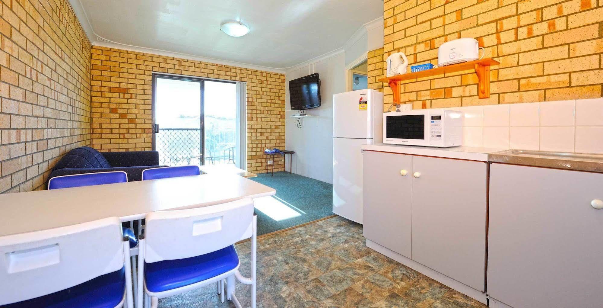 Abrolhos Reef Lodge Geraldton Kültér fotó