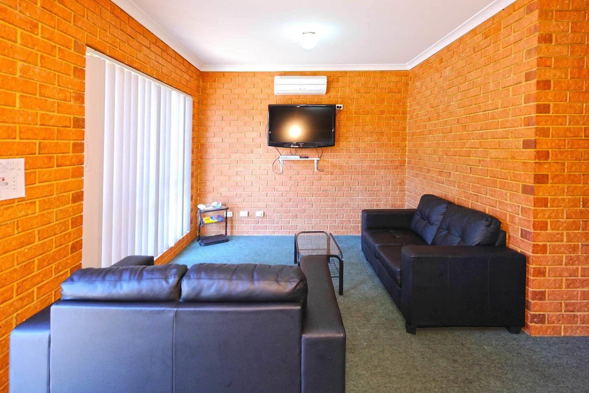 Abrolhos Reef Lodge Geraldton Kültér fotó