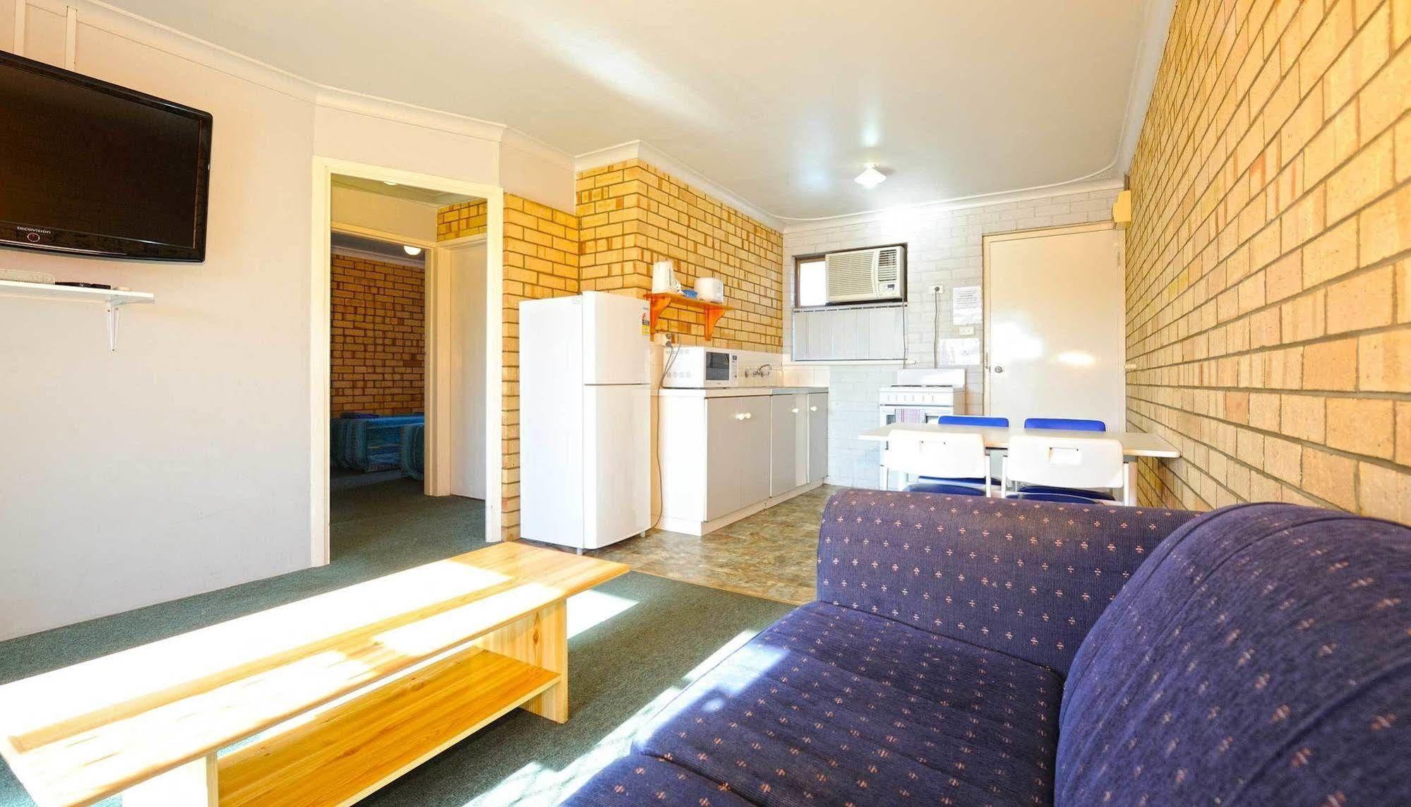 Abrolhos Reef Lodge Geraldton Kültér fotó